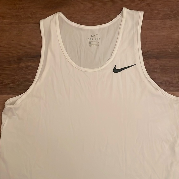 NWOT men’s Nike white drifit tank, L - Picture 1 of 6